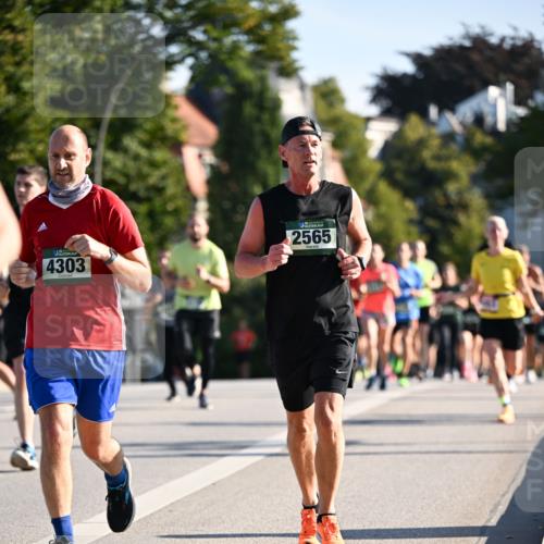 01.09.2024 - BARMER Alsterlauf Dr. Thomas Lammeyer http://msf.ph/oto/6894711 01.09.2024 09:31:10 Laufen 4303, 2565 meine-sportfotos.de
