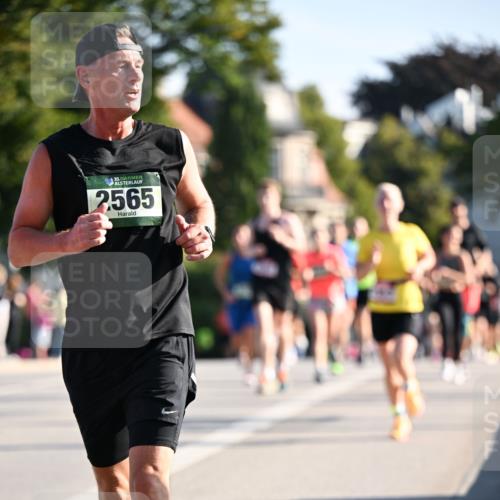01.09.2024 - BARMER Alsterlauf Dr. Thomas Lammeyer http://msf.ph/oto/6894723 01.09.2024 09:31:11 Laufen 35, 2565 meine-sportfotos.de