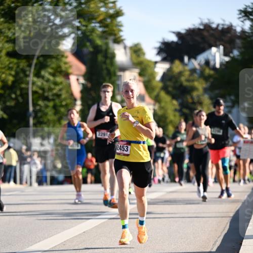 01.09.2024 - BARMER Alsterlauf Dr. Thomas Lammeyer http://msf.ph/oto/6894729 01.09.2024 09:31:12 Laufen 2291, 2453 meine-sportfotos.de