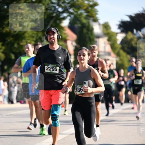 01.09.2024 - BARMER Alsterlauf Dr. Thomas Lammeyer http://msf.ph/oto/6894755 01.09.2024 09:31:16 Laufen 2295, 286 meine-sportfotos.de