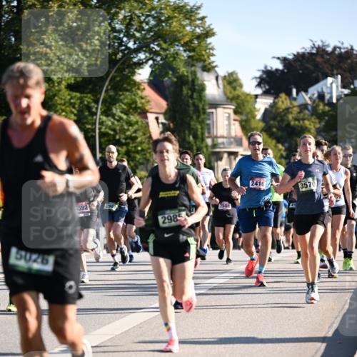 01.09.2024 - BARMER Alsterlauf Dr. Thomas Lammeyer http://msf.ph/oto/6894767 01.09.2024 09:31:19 Laufen 5026, 1592, 4592, 2981, 2985, 3, 2508, 2416, 45, 3570 meine-sportfotos.de