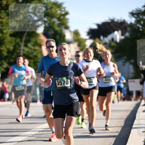 01.09.2024 - BARMER Alsterlauf Dr. Thomas Lammeyer http://msf.ph/oto/6894784 01.09.2024 09:31:21 Laufen 0, 135, 35703 meine-sportfotos.de
