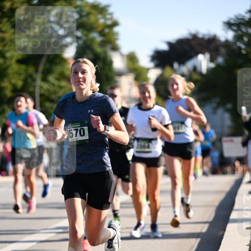 01.09.2024 - BARMER Alsterlauf Dr. Thomas Lammeyer http://msf.ph/oto/6894787 01.09.2024 09:31:21 Laufen 135, 570, 2164 meine-sportfotos.de