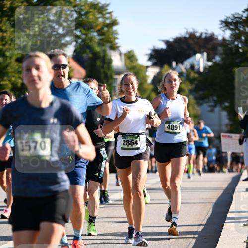 01.09.2024 - BARMER Alsterlauf Dr. Thomas Lammeyer http://msf.ph/oto/6894789 01.09.2024 09:31:22 Laufen 3570, 2864, 4891 meine-sportfotos.de