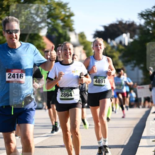 01.09.2024 - BARMER Alsterlauf Dr. Thomas Lammeyer http://msf.ph/oto/6894795 01.09.2024 09:31:22 Laufen 2416, 135, 2864, 4891 meine-sportfotos.de