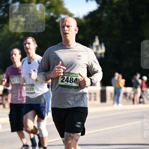 01.09.2024 - BARMER Alsterlauf Dr. Thomas Lammeyer http://msf.ph/oto/6894845 01.09.2024 09:31:31 Laufen 8116, 109, 2484 meine-sportfotos.de