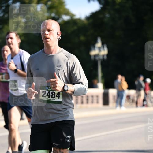 01.09.2024 - BARMER Alsterlauf Dr. Thomas Lammeyer http://msf.ph/oto/6894846 01.09.2024 09:31:31 Laufen 2009, 35, 2484, 11111 meine-sportfotos.de