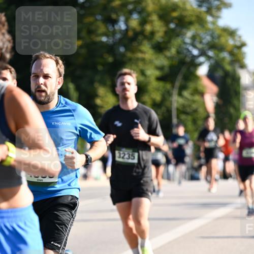 01.09.2024 - BARMER Alsterlauf Dr. Thomas Lammeyer http://msf.ph/oto/6894848 01.09.2024 09:31:31 Laufen 3235 meine-sportfotos.de