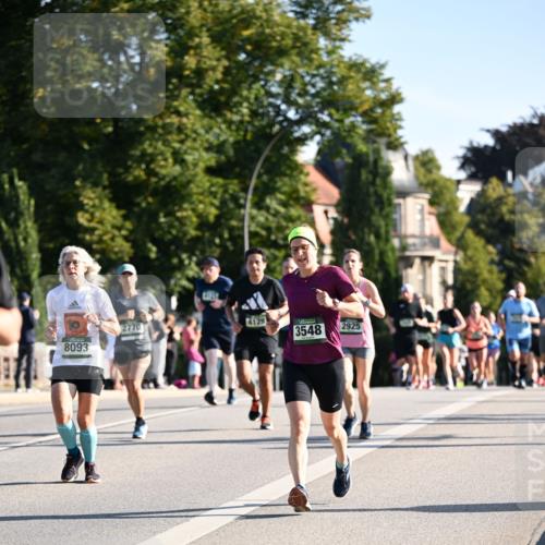 01.09.2024 - BARMER Alsterlauf Dr. Thomas Lammeyer http://msf.ph/oto/6894851 01.09.2024 09:31:32 Laufen 8093, 2770, 4129, 3548, 2925 meine-sportfotos.de