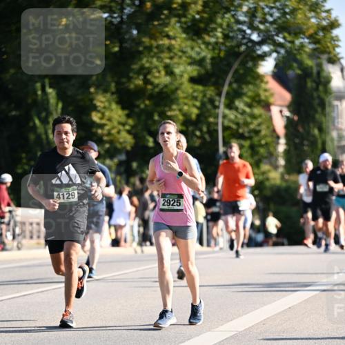 01.09.2024 - BARMER Alsterlauf Dr. Thomas Lammeyer http://msf.ph/oto/6894863 01.09.2024 09:31:34 Laufen 4129, 2925 meine-sportfotos.de