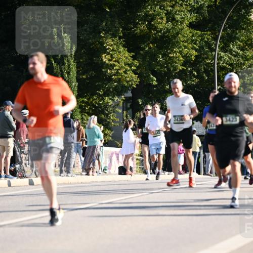 01.09.2024 - BARMER Alsterlauf Dr. Thomas Lammeyer http://msf.ph/oto/6894889 01.09.2024 09:31:38 Laufen 3942, 2436, 243 meine-sportfotos.de