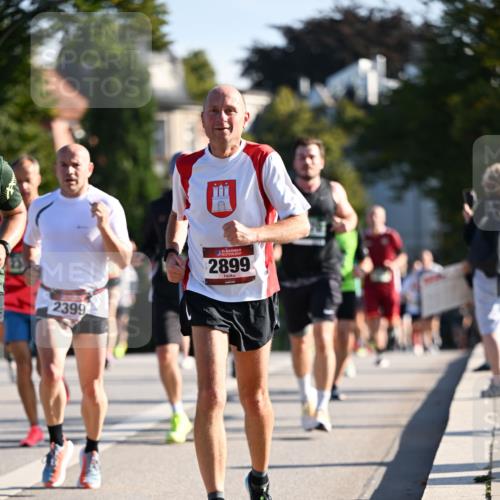 01.09.2024 - BARMER Alsterlauf Dr. Thomas Lammeyer http://msf.ph/oto/6894925 01.09.2024 09:31:43 Laufen 2399, 35, 2899 meine-sportfotos.de