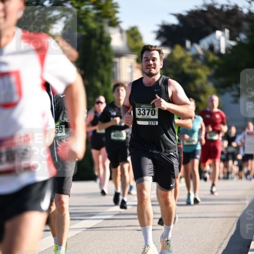 01.09.2024 - BARMER Alsterlauf Dr. Thomas Lammeyer http://msf.ph/oto/6894937 01.09.2024 09:31:45 Laufen 2896, 69, 3370, 3370 meine-sportfotos.de
