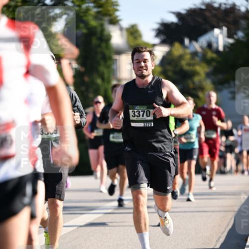 01.09.2024 - BARMER Alsterlauf Dr. Thomas Lammeyer http://msf.ph/oto/6894938 01.09.2024 09:31:45 Laufen 3309, 3370, 3370 meine-sportfotos.de