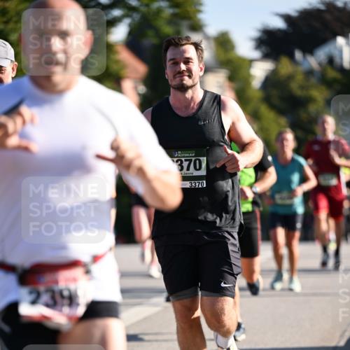 01.09.2024 - BARMER Alsterlauf Dr. Thomas Lammeyer http://msf.ph/oto/6894946 01.09.2024 09:31:46 Laufen 239, 35, 370, 3370 meine-sportfotos.de