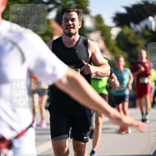 01.09.2024 - BARMER Alsterlauf Dr. Thomas Lammeyer http://msf.ph/oto/6894947 01.09.2024 09:31:46 Laufen  meine-sportfotos.de