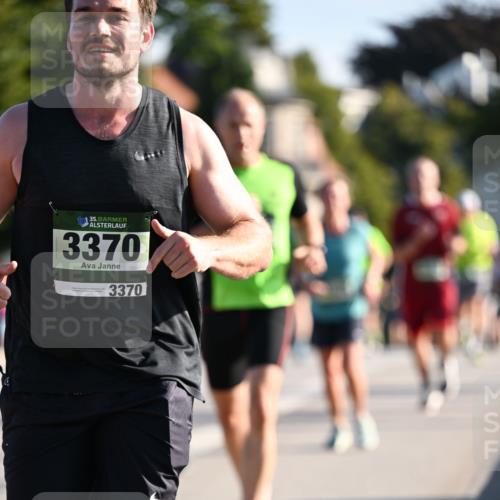 01.09.2024 - BARMER Alsterlauf Dr. Thomas Lammeyer http://msf.ph/oto/6894950 01.09.2024 09:31:47 Laufen 35, 3370, 3370 meine-sportfotos.de