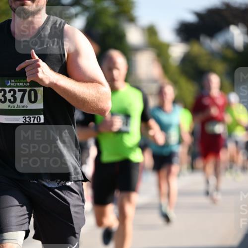 01.09.2024 - BARMER Alsterlauf Dr. Thomas Lammeyer http://msf.ph/oto/6894951 01.09.2024 09:31:47 Laufen 35, 3370, 3370 meine-sportfotos.de