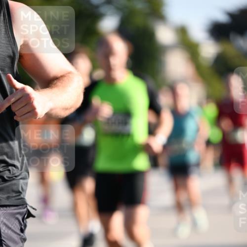 01.09.2024 - BARMER Alsterlauf Dr. Thomas Lammeyer http://msf.ph/oto/6894953 01.09.2024 09:31:47 Laufen  meine-sportfotos.de