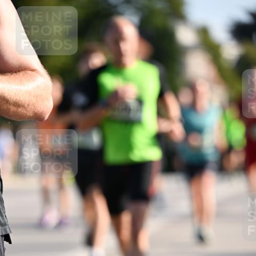 01.09.2024 - BARMER Alsterlauf Dr. Thomas Lammeyer http://msf.ph/oto/6894954 01.09.2024 09:31:48 Laufen  meine-sportfotos.de