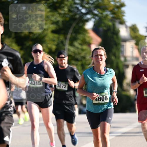 01.09.2024 - BARMER Alsterlauf Dr. Thomas Lammeyer http://msf.ph/oto/6894960 01.09.2024 09:31:49 Laufen 4315, 3872, 606, 8 meine-sportfotos.de