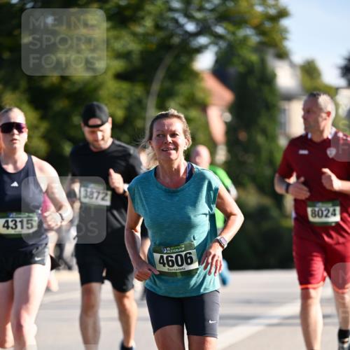01.09.2024 - BARMER Alsterlauf Dr. Thomas Lammeyer http://msf.ph/oto/6894964 01.09.2024 09:31:49 Laufen 4315, 3872, 35, 4606, 8024 meine-sportfotos.de