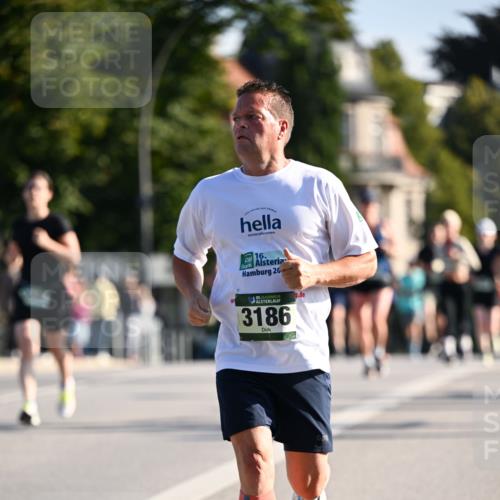 01.09.2024 - BARMER Alsterlauf Dr. Thomas Lammeyer http://msf.ph/oto/6895012 01.09.2024 09:31:57 Laufen 16, 20, 3186 meine-sportfotos.de
