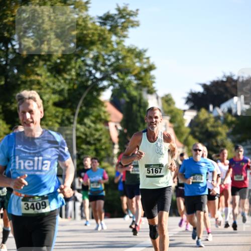 01.09.2024 - BARMER Alsterlauf Dr. Thomas Lammeyer http://msf.ph/oto/6895111 01.09.2024 09:32:13 Laufen 80, 5167, 3409, 8018 meine-sportfotos.de