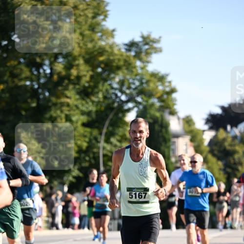 01.09.2024 - BARMER Alsterlauf Dr. Thomas Lammeyer http://msf.ph/oto/6895114 01.09.2024 09:32:14 Laufen 5167 meine-sportfotos.de