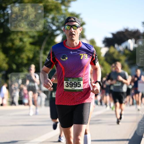 01.09.2024 - BARMER Alsterlauf Dr. Thomas Lammeyer http://msf.ph/oto/6895140 01.09.2024 09:32:19 Laufen 73, 35, 3995 meine-sportfotos.de
