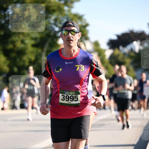 01.09.2024 - BARMER Alsterlauf Dr. Thomas Lammeyer http://msf.ph/oto/6895142 01.09.2024 09:32:19 Laufen 73, 35, 3995 meine-sportfotos.de