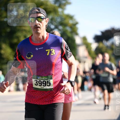 01.09.2024 - BARMER Alsterlauf Dr. Thomas Lammeyer http://msf.ph/oto/6895146 01.09.2024 09:32:19 Laufen 73, 35, 3995 meine-sportfotos.de