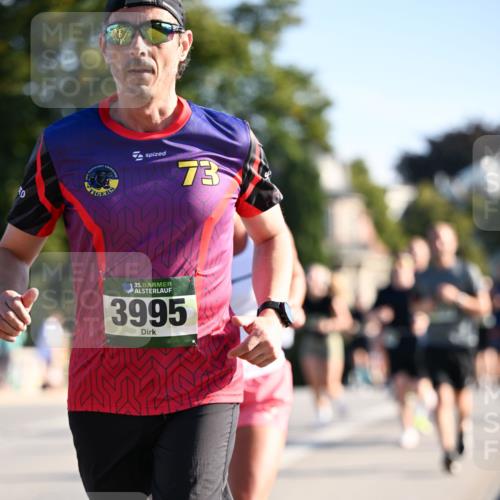 01.09.2024 - BARMER Alsterlauf Dr. Thomas Lammeyer http://msf.ph/oto/6895147 01.09.2024 09:32:19 Laufen 73, 35, 3995 meine-sportfotos.de