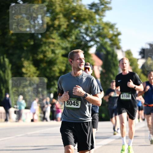 01.09.2024 - BARMER Alsterlauf Dr. Thomas Lammeyer http://msf.ph/oto/6895160 01.09.2024 09:32:22 Laufen 135, 8045, 8108 meine-sportfotos.de