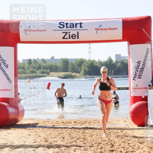 01.09.2024 - 17. Tribühne Triathlon Luisa Fischer http://msf.ph/oto/6895169 01.09.2024 11:02:03 Schwimmen 312, 398, 421 meine-sportfotos.de