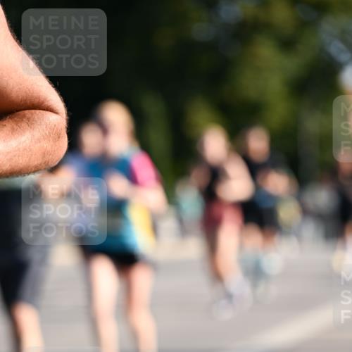 01.09.2024 - BARMER Alsterlauf Dr. Thomas Lammeyer http://msf.ph/oto/6895201 01.09.2024 09:32:26 Laufen  meine-sportfotos.de