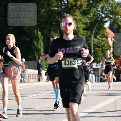 01.09.2024 - BARMER Alsterlauf Dr. Thomas Lammeyer http://msf.ph/oto/6895216 01.09.2024 09:32:28 Laufen 4383 meine-sportfotos.de