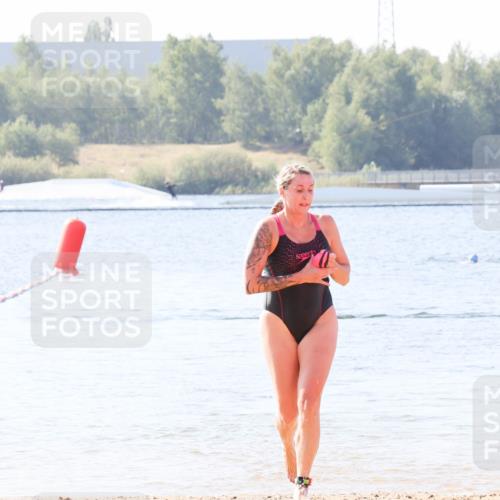 01.09.2024 - 17. Tribühne Triathlon Luisa Fischer http://msf.ph/oto/6895276 01.09.2024 11:03:38 Schwimmen 445 meine-sportfotos.de