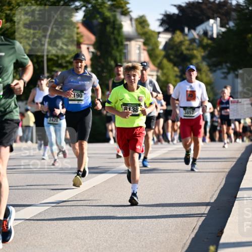 01.09.2024 - BARMER Alsterlauf Dr. Thomas Lammeyer http://msf.ph/oto/6895298 01.09.2024 09:32:36 Laufen 190, 190, 4190, 8138, 3857 meine-sportfotos.de