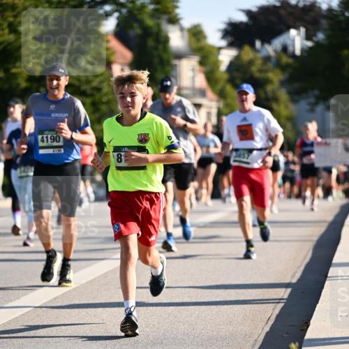 01.09.2024 - BARMER Alsterlauf Dr. Thomas Lammeyer http://msf.ph/oto/6895310 01.09.2024 09:32:37 Laufen 4190, 4190, 8, 3857 meine-sportfotos.de