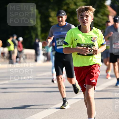 01.09.2024 - BARMER Alsterlauf Dr. Thomas Lammeyer http://msf.ph/oto/6895317 01.09.2024 09:32:38 Laufen 419, 35, 1 meine-sportfotos.de