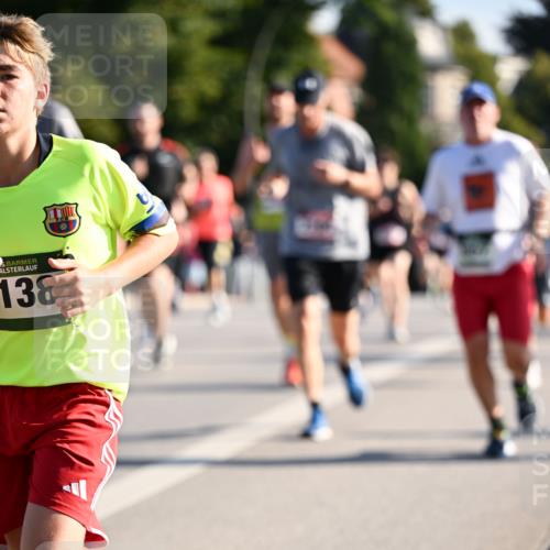 01.09.2024 - BARMER Alsterlauf Dr. Thomas Lammeyer http://msf.ph/oto/6895320 01.09.2024 09:32:38 Laufen 5, 138 meine-sportfotos.de
