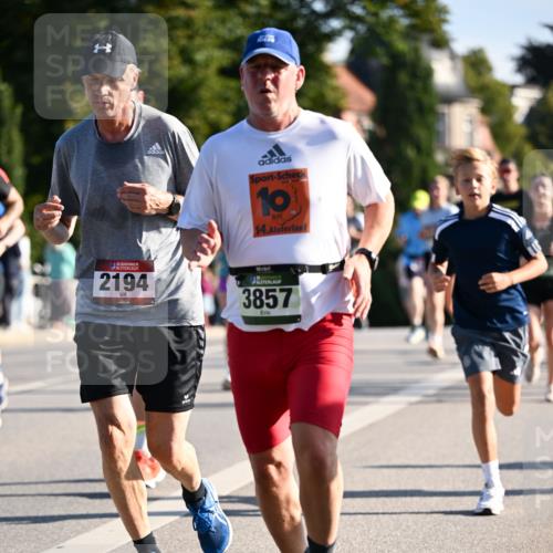 01.09.2024 - BARMER Alsterlauf Dr. Thomas Lammeyer http://msf.ph/oto/6895334 01.09.2024 09:32:40 Laufen 10, 14, 6135, 2194, 3857 meine-sportfotos.de