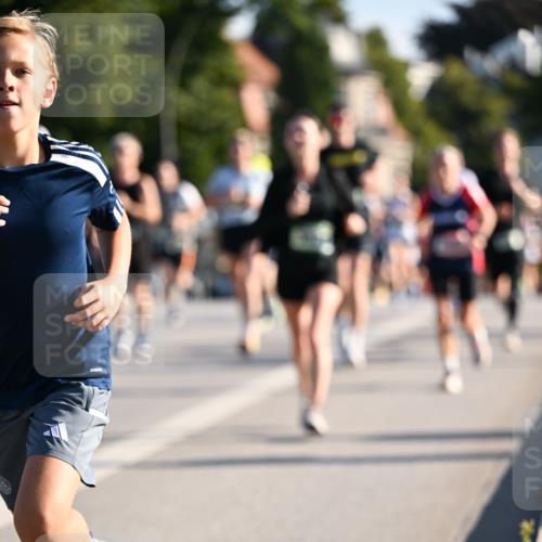 01.09.2024 - BARMER Alsterlauf Dr. Thomas Lammeyer http://msf.ph/oto/6895343 01.09.2024 09:32:41 Laufen  meine-sportfotos.de