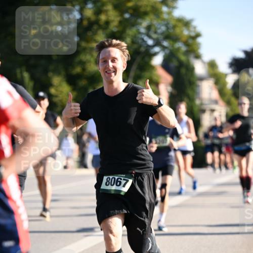 01.09.2024 - BARMER Alsterlauf Dr. Thomas Lammeyer http://msf.ph/oto/6895384 01.09.2024 09:32:46 Laufen 8067 meine-sportfotos.de