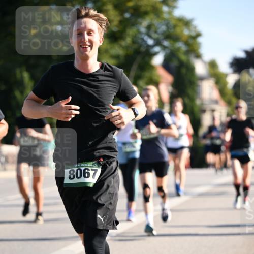 01.09.2024 - BARMER Alsterlauf Dr. Thomas Lammeyer http://msf.ph/oto/6895387 01.09.2024 09:32:47 Laufen 8067 meine-sportfotos.de