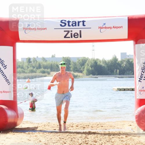 01.09.2024 - 17. Tribühne Triathlon Luisa Fischer http://msf.ph/oto/6895398 01.09.2024 11:07:00 Schwimmen 347 meine-sportfotos.de