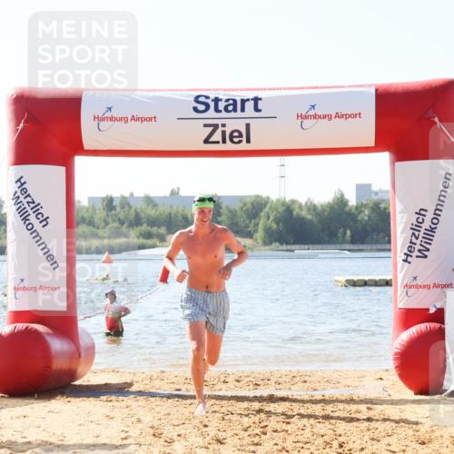 01.09.2024 - 17. Tribühne Triathlon Luisa Fischer http://msf.ph/oto/6895400 01.09.2024 11:07:00 Schwimmen 347 meine-sportfotos.de
