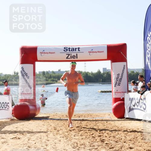 01.09.2024 - 17. Tribühne Triathlon Luisa Fischer http://msf.ph/oto/6895402 01.09.2024 11:07:01 Schwimmen 347 meine-sportfotos.de