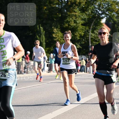 01.09.2024 - BARMER Alsterlauf Dr. Thomas Lammeyer http://msf.ph/oto/6895413 01.09.2024 09:32:49 Laufen 226, 5257 meine-sportfotos.de